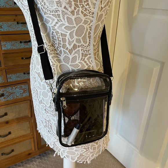 Clear Crossbody Size SM Handbag for Stadium Events - NWT - Picture 6 of 10